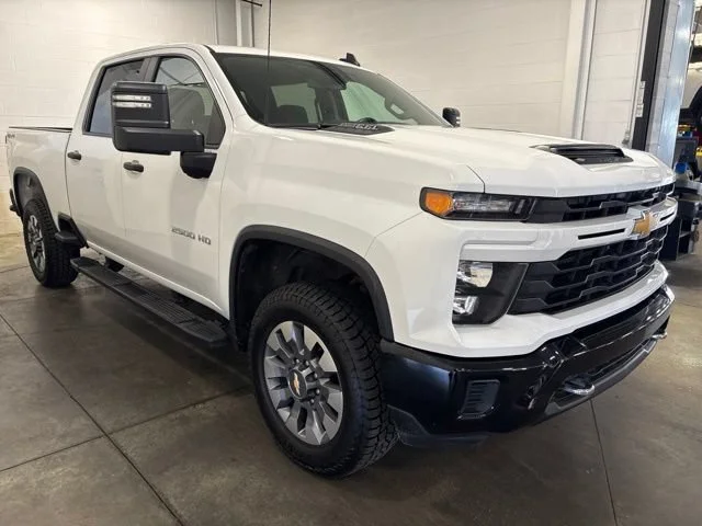 Used 2024 Summit White Chevrolet Custom image 3
