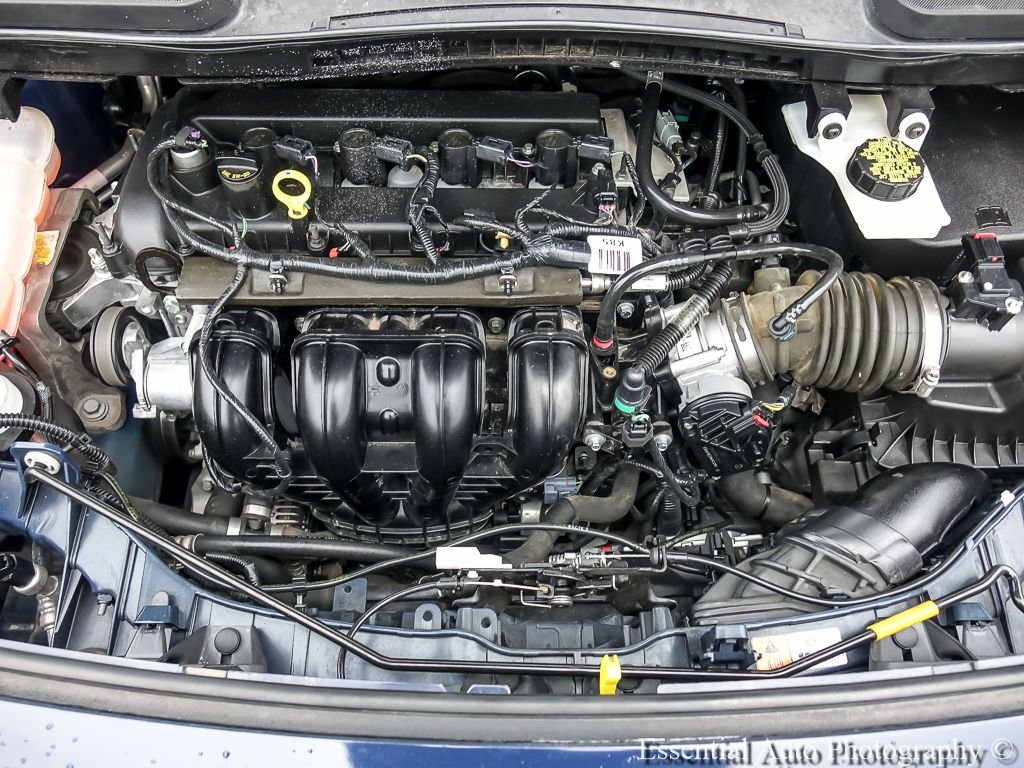 Used 2018 Dark Blue Ford XL image 24