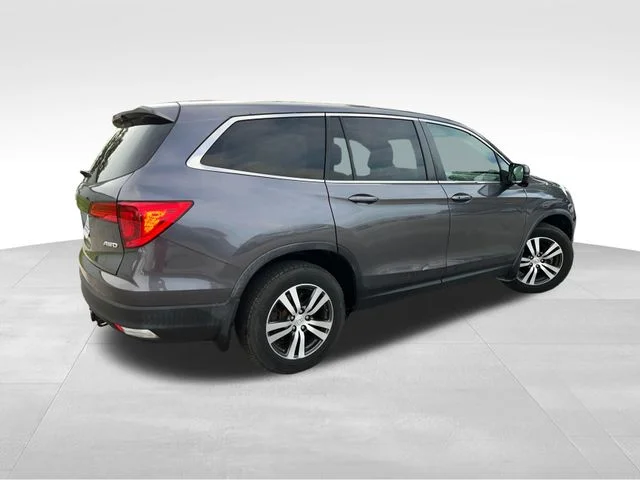 Used 2018  Honda EX-L image 6