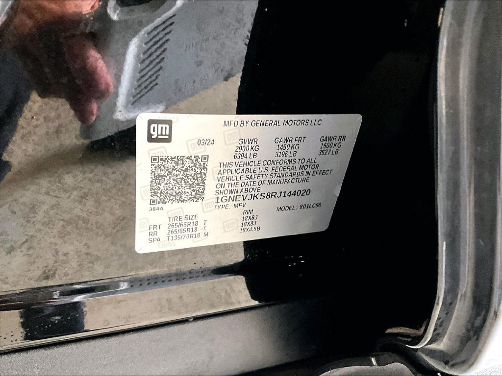 Used 2024 Black Chevrolet Z71 image 37
