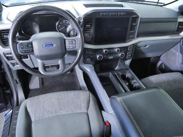 Used 2023 Blue Ford XLT image 4
