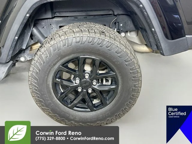 Certified Used 2022 Black Clearcoat Jeep Sport image 34