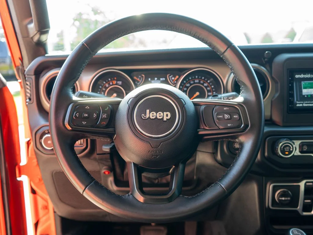 Used 2018 Orange Jeep Unlimited Sport S image 14