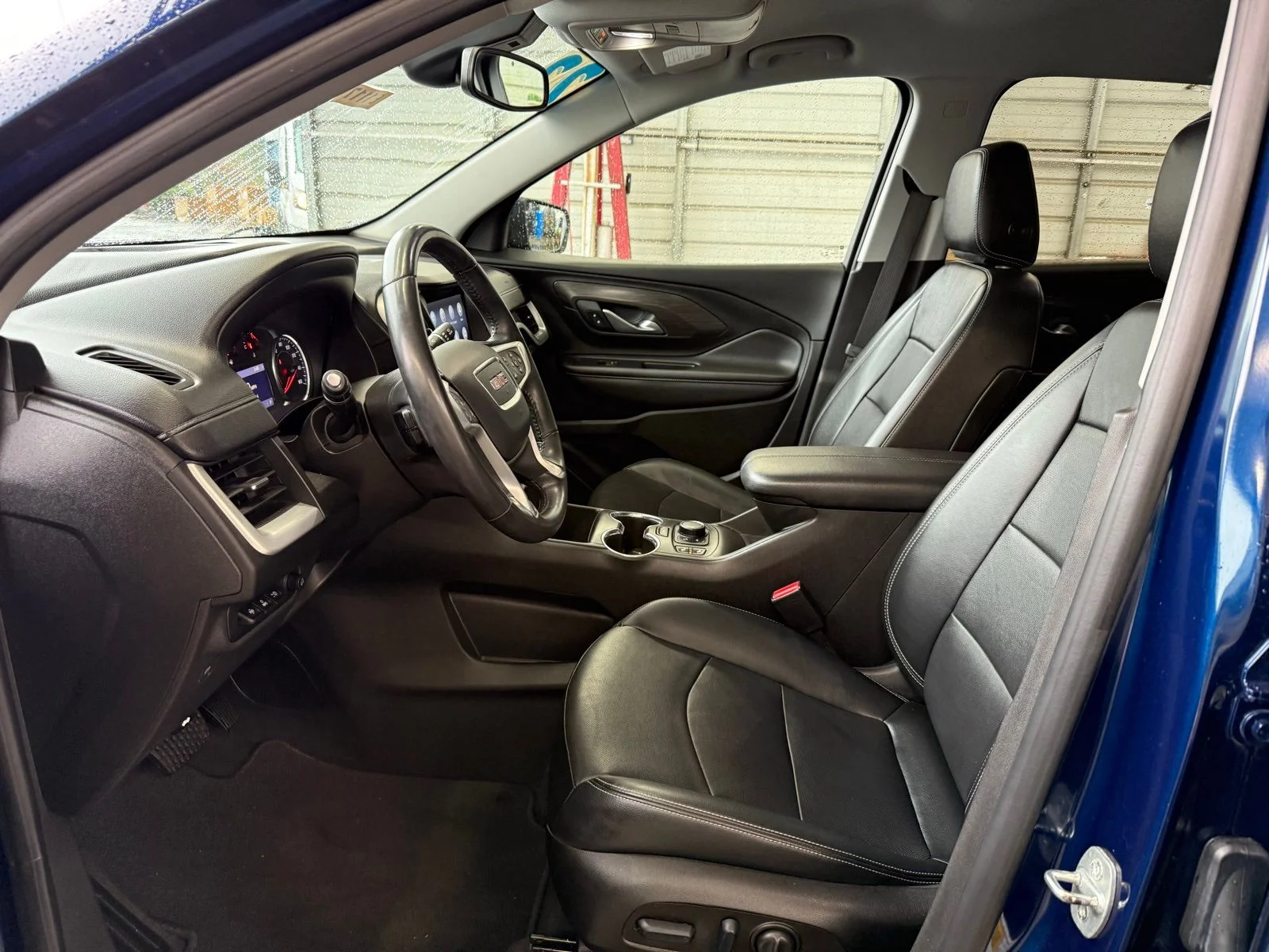Used 2022 Blue GMC SLT image 12