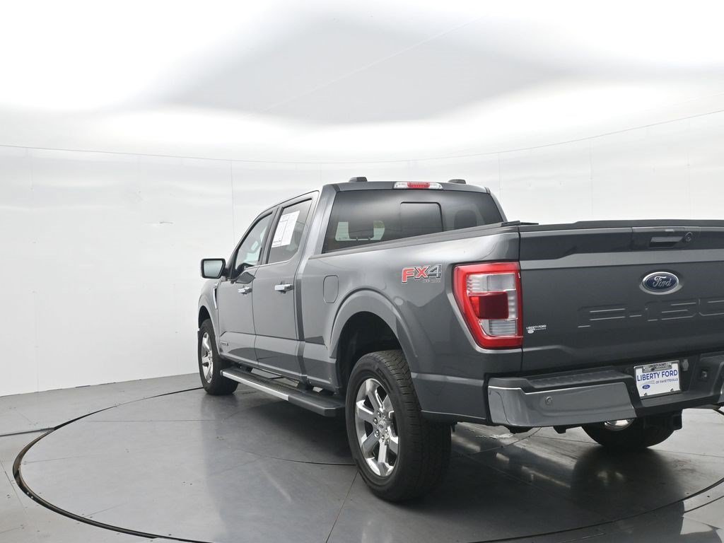 Used 2023 Gray Metallic Ford LARIAT image 7