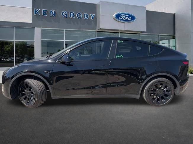 Used 2024 Tesla Model Y Long Range with VIN 7SAYGDED0RF018758 for sale in Buena Park, CA