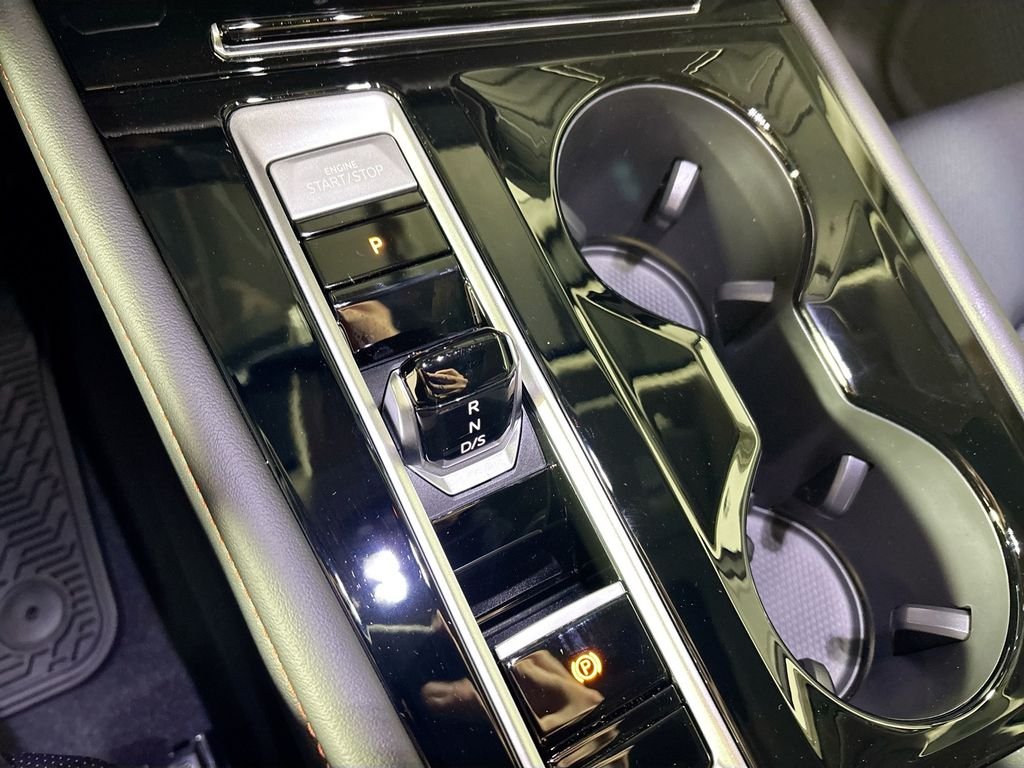New 2026 Deep Black Pearl Volkswagen Peak Edition image 17
