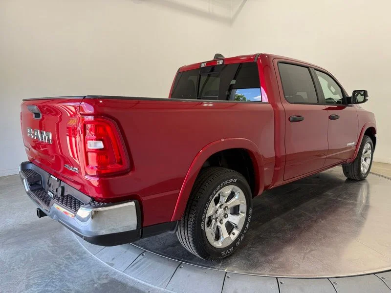 New 2026 Molten Red Pearl-Coat Exterior Paint RAM Big Horn/Lone Star image 7