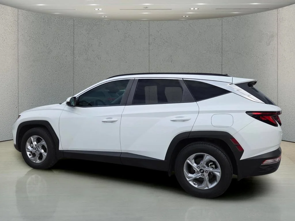 Used 2024 White Pearl Hyundai SEL image 6