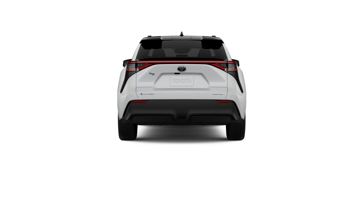 New 2026 Wind Chill Pearl with Midnight Black Metallic roof Toyota Limited image 21