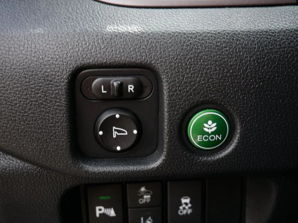 Used 2023  Honda EX-L image 16