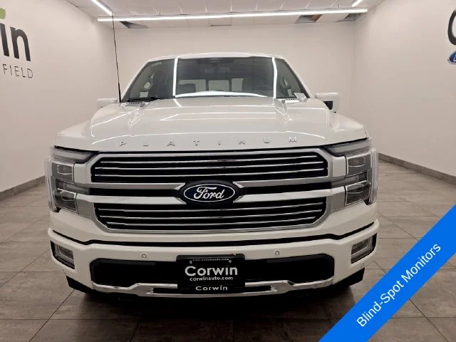 New 2026 Star White Metallic Tri-Coat Ford Platinum® image 8