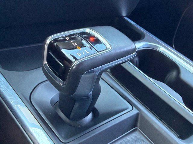 Used 2022 PACIFIC BLUE METALLIC GMC SLT image 31
