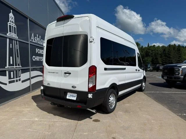 2025 Ford Transit Passenger Van XL - Photo 32