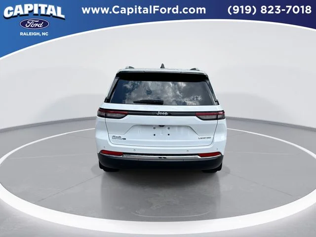 Used 2022 White Jeep Limited image 7