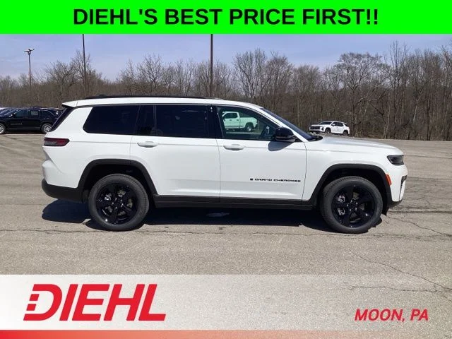 New 2026 Bright White Clear-Coat Exterior Paint Jeep Limited image 8