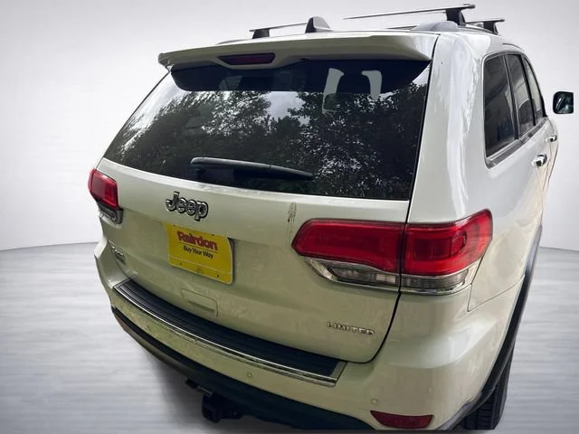 Used 2014 Bright White Clearcoat Jeep Limited image 5