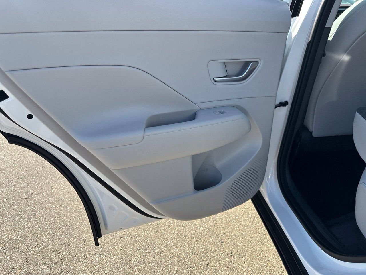 New 2027 White Hyundai SEL Premium AWD image 78