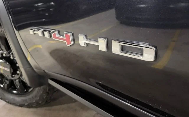 Used 2024 Silver GMC AT4 image 35