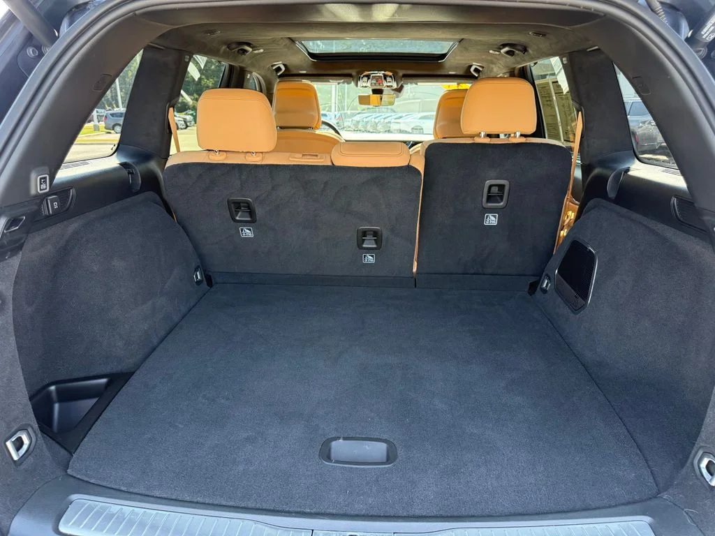 Used 2023 Gray Jeep Summit Reserve image 22