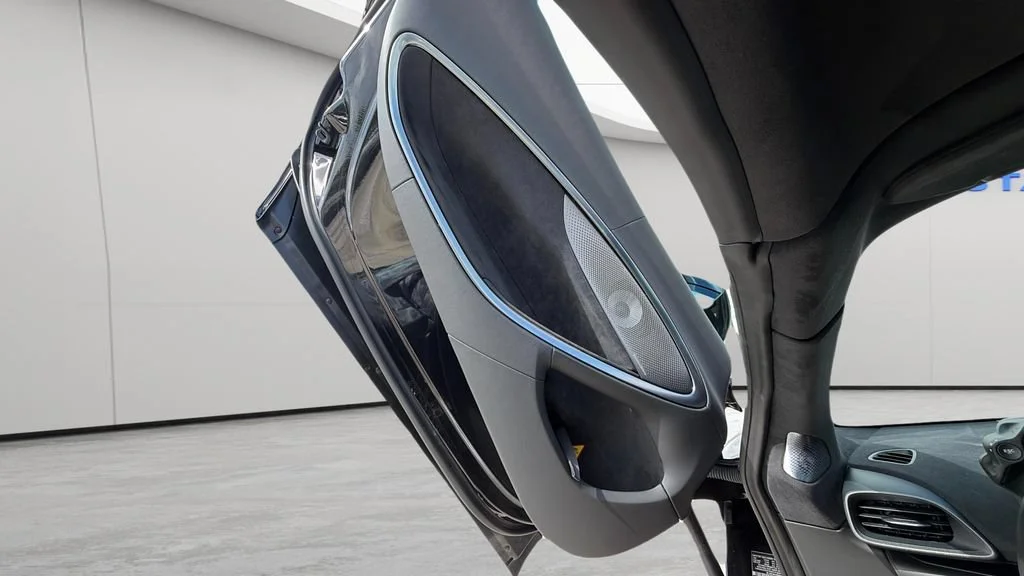 Used 2026  McLaren Spider image 20