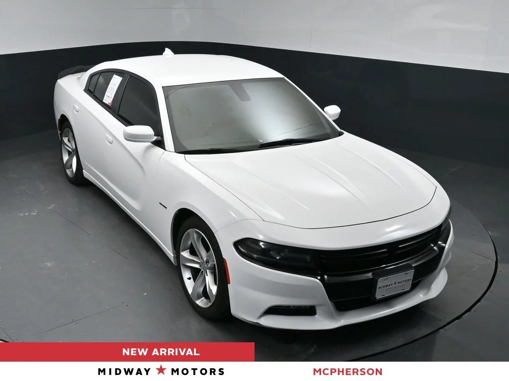 2016 Dodge Charger R/T's photo