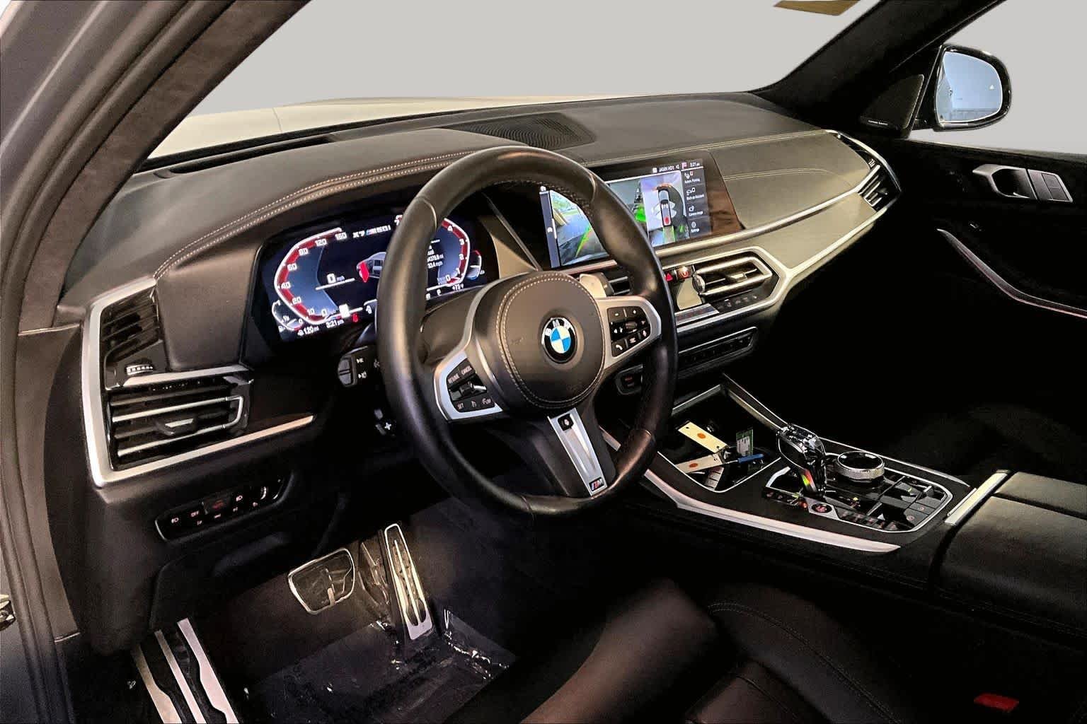 Used 2022 Dravit Grey Metallic BMW M50i image 17