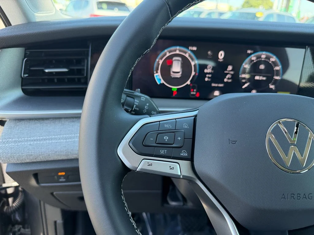 New 2026 Platinum Gray Metallic Volkswagen 2.0T S image 17