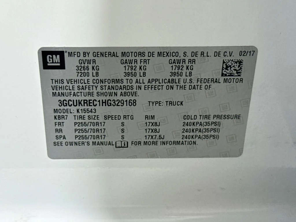 Used 2017 White Chevrolet LT image 37