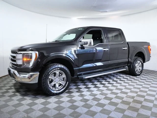 Certified Used 2022 Black Ford Lariat image 5