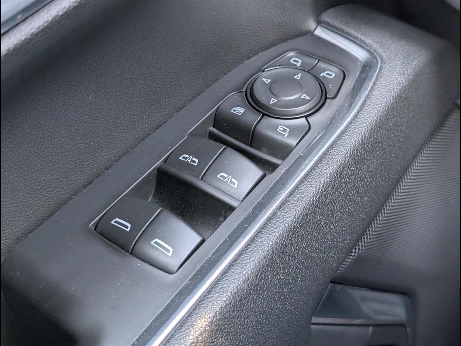 2025 GMC Sierra 1500 SLT - Photo 20