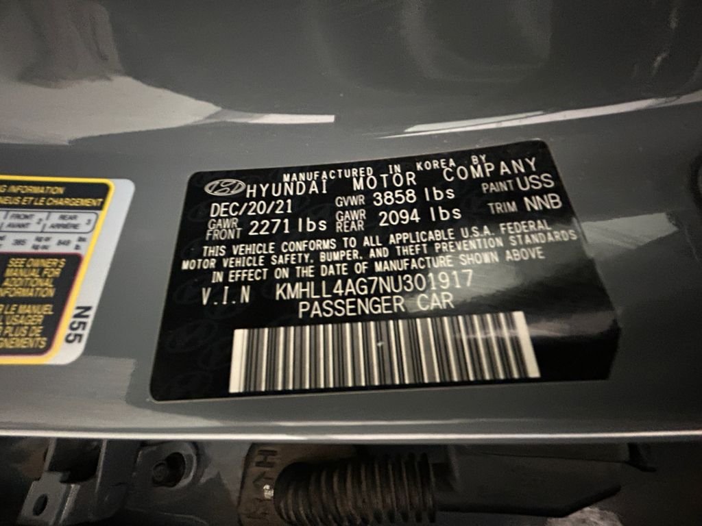 Used 2022 Gray Hyundai SE image 20