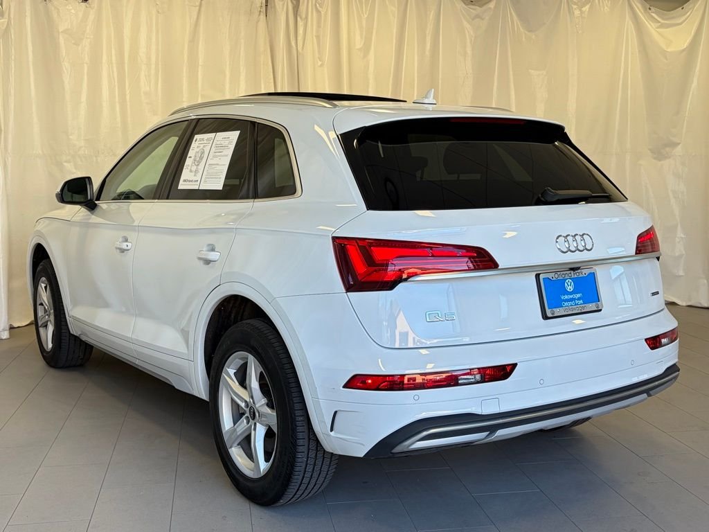 Used 2023 Glacier White Audi 40 Premium image 7
