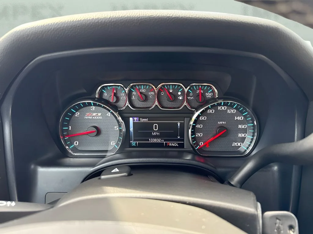 Used 2017  Chevrolet LT image 13