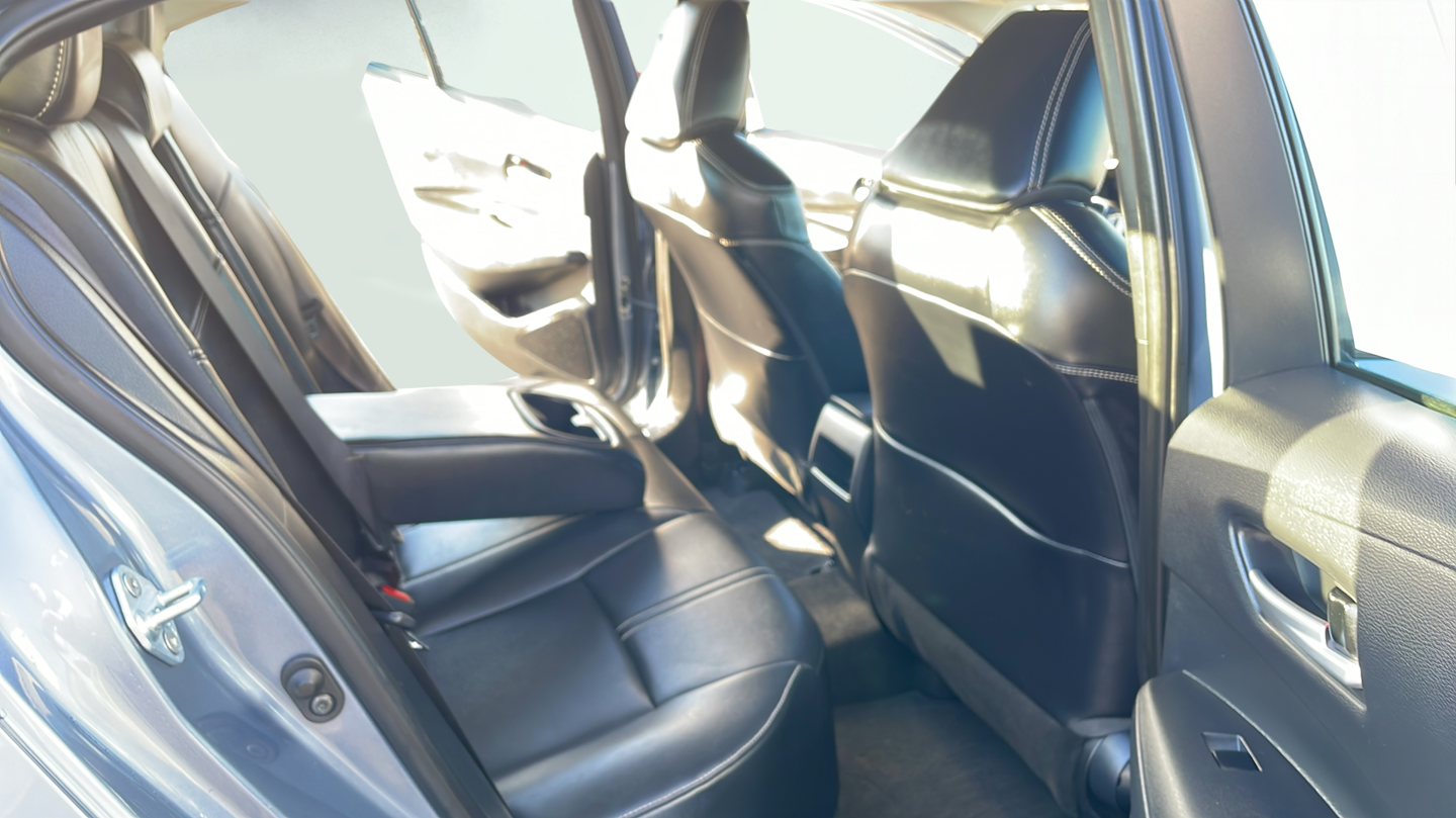 Certified Used 2022 Blue Toyota XLE image 20