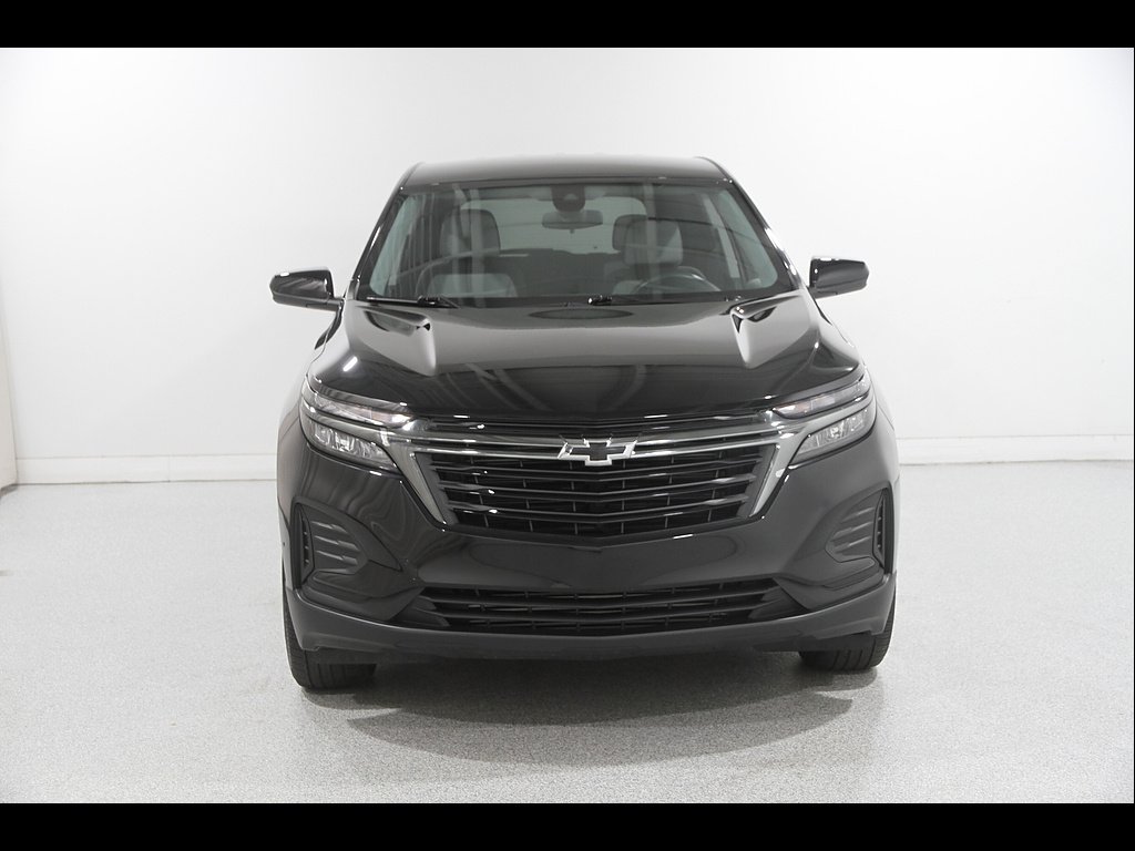 2024 Chevrolet Equinox LS - Photo 2