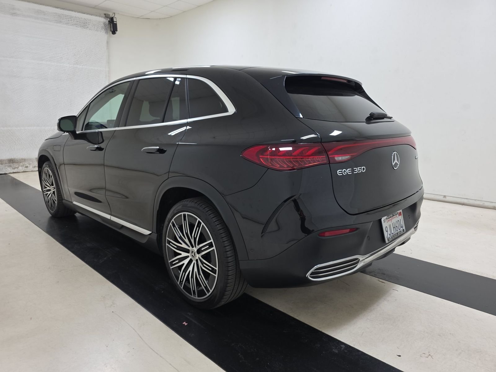 Used 2023 Black Mercedes-Benz 350 SUV image 5