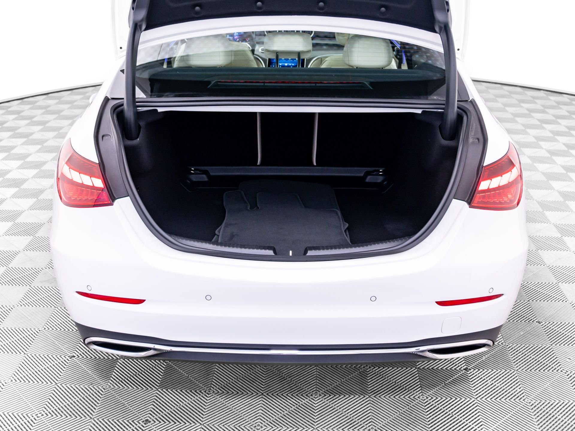 New 2026 White Mercedes-Benz C 300 image 33