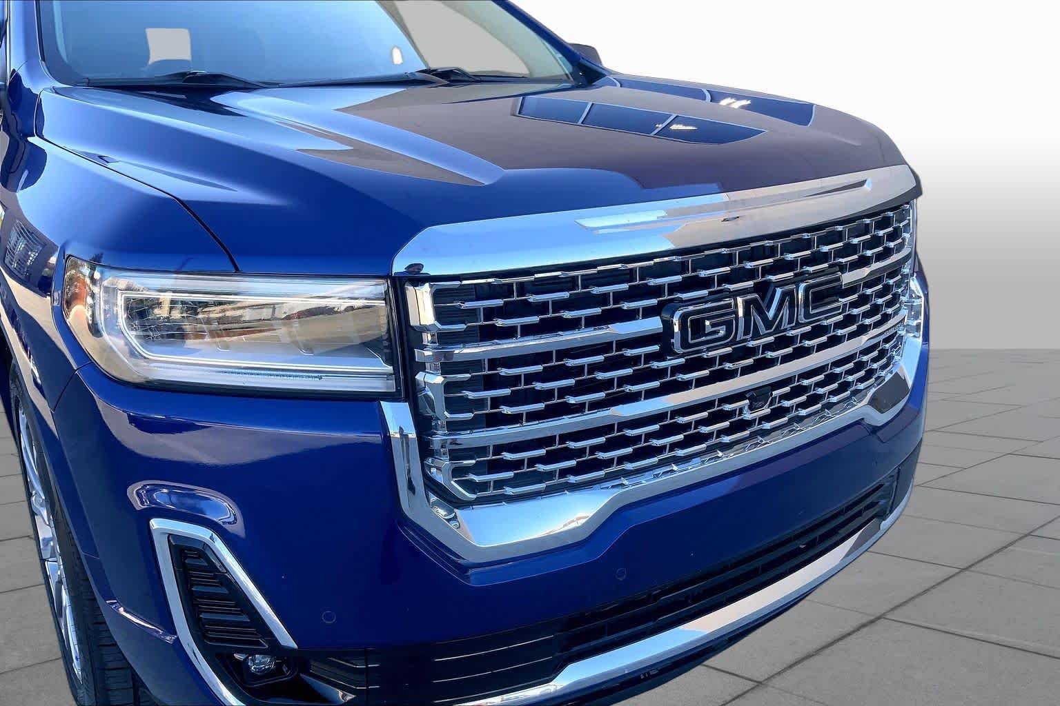Used 2023 Ultra Blue Metallic GMC Denali image 32