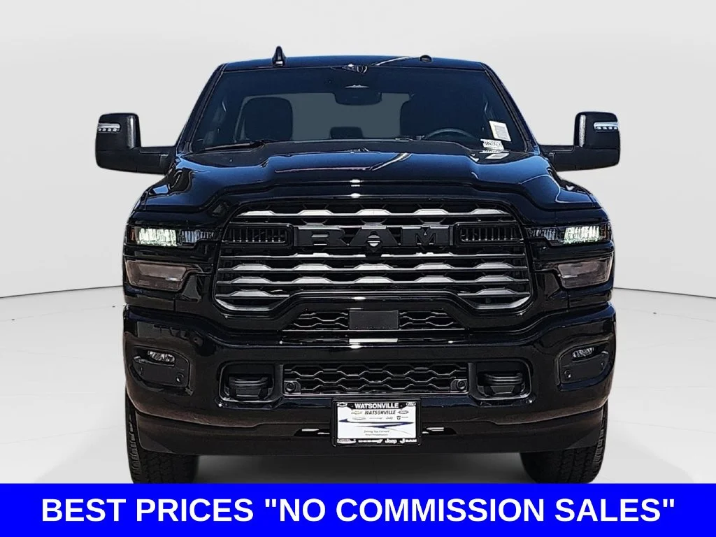 New 2026 Diamond Black Crystal Pearl-Coat Exterior Paint RAM Big Horn image 8