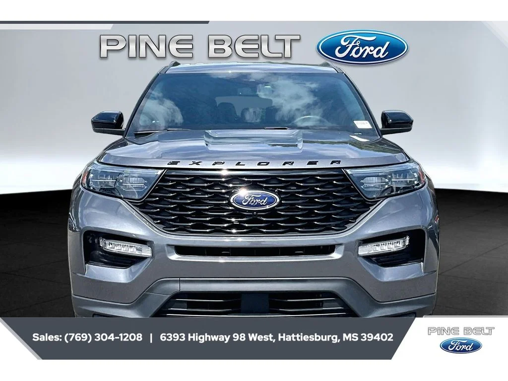 Certified Used 2022 Carbonized Gray Metallic Ford ST-Line image 3