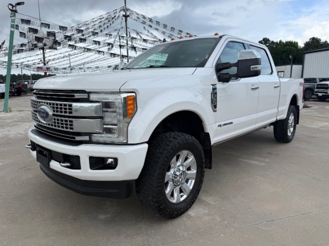 2019 Ford F-250 Platinum 4x4 Crew Cab 8' Box's photo