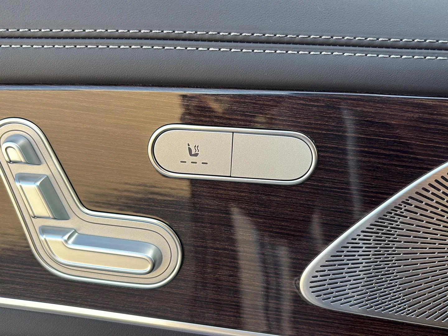 New 2026 Cirrus Silver Metallic Mercedes-Benz GLS 450 image 11