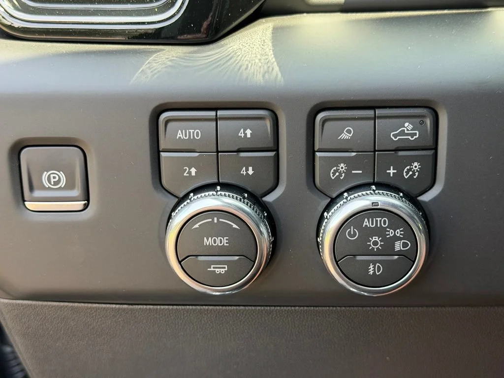 New 2026 Onyx Black GMC AT4X image 8