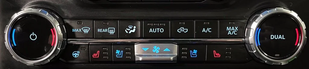 Used 2023 Black Ford Lariat image 38