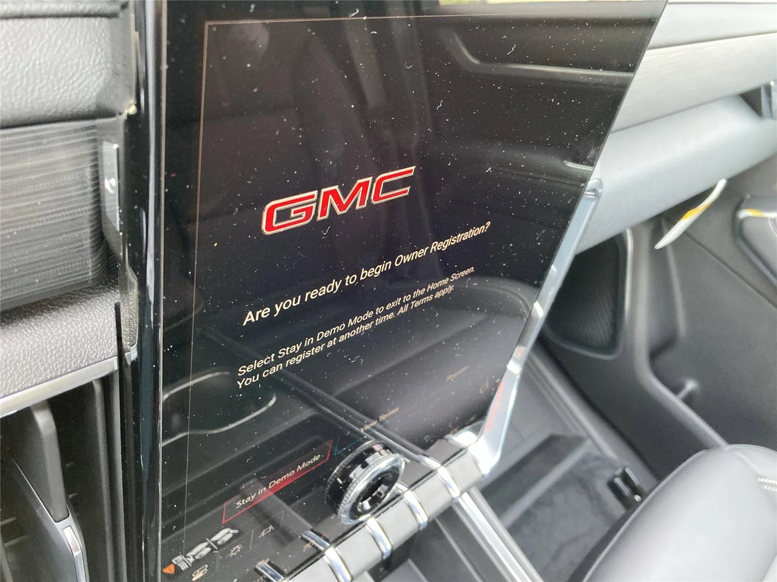 New 2026 Ebony Twilight Metallic GMC Elevation image 12