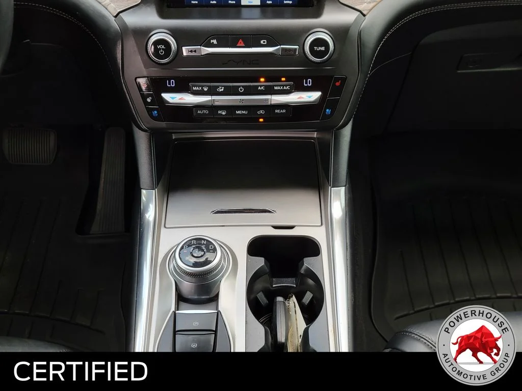 Used 2020 White Ford Platinum image 23