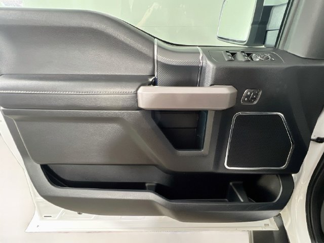 Used 2020 White Ford XL image 33