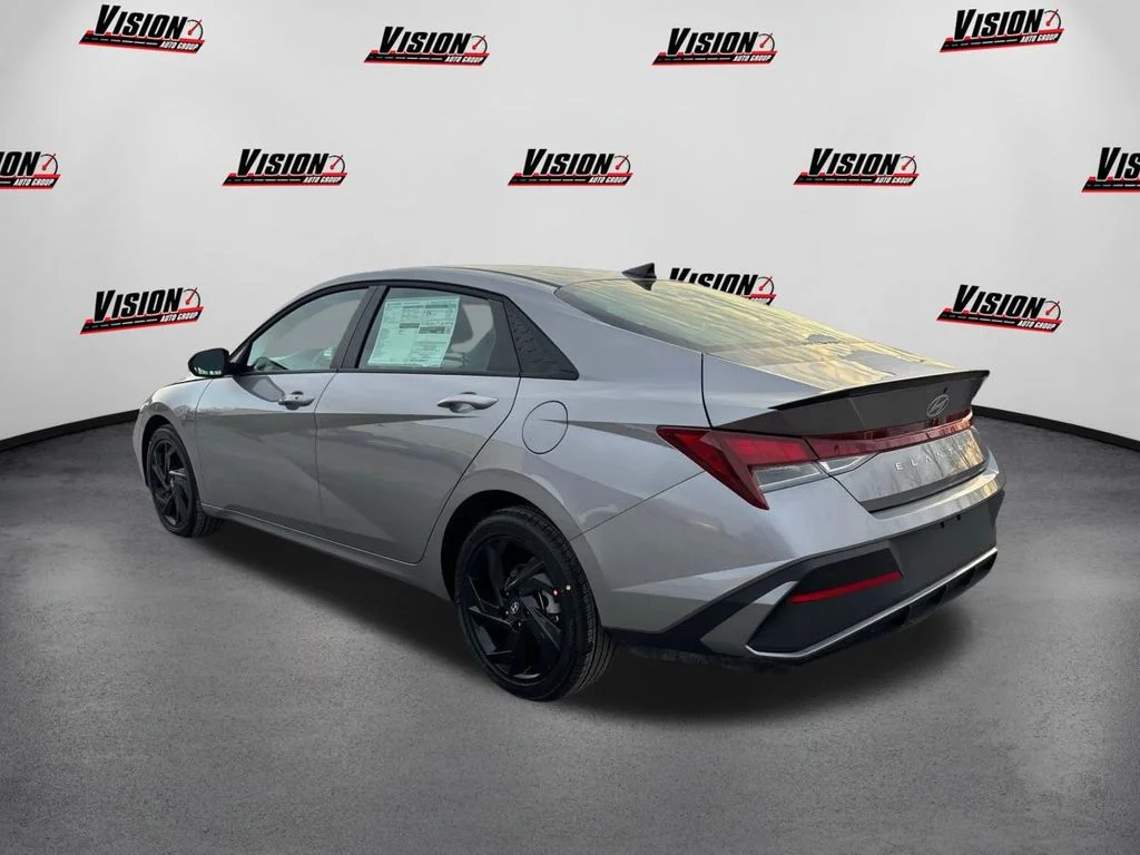 New 2026 Silver Hyundai SEL Sport image 7