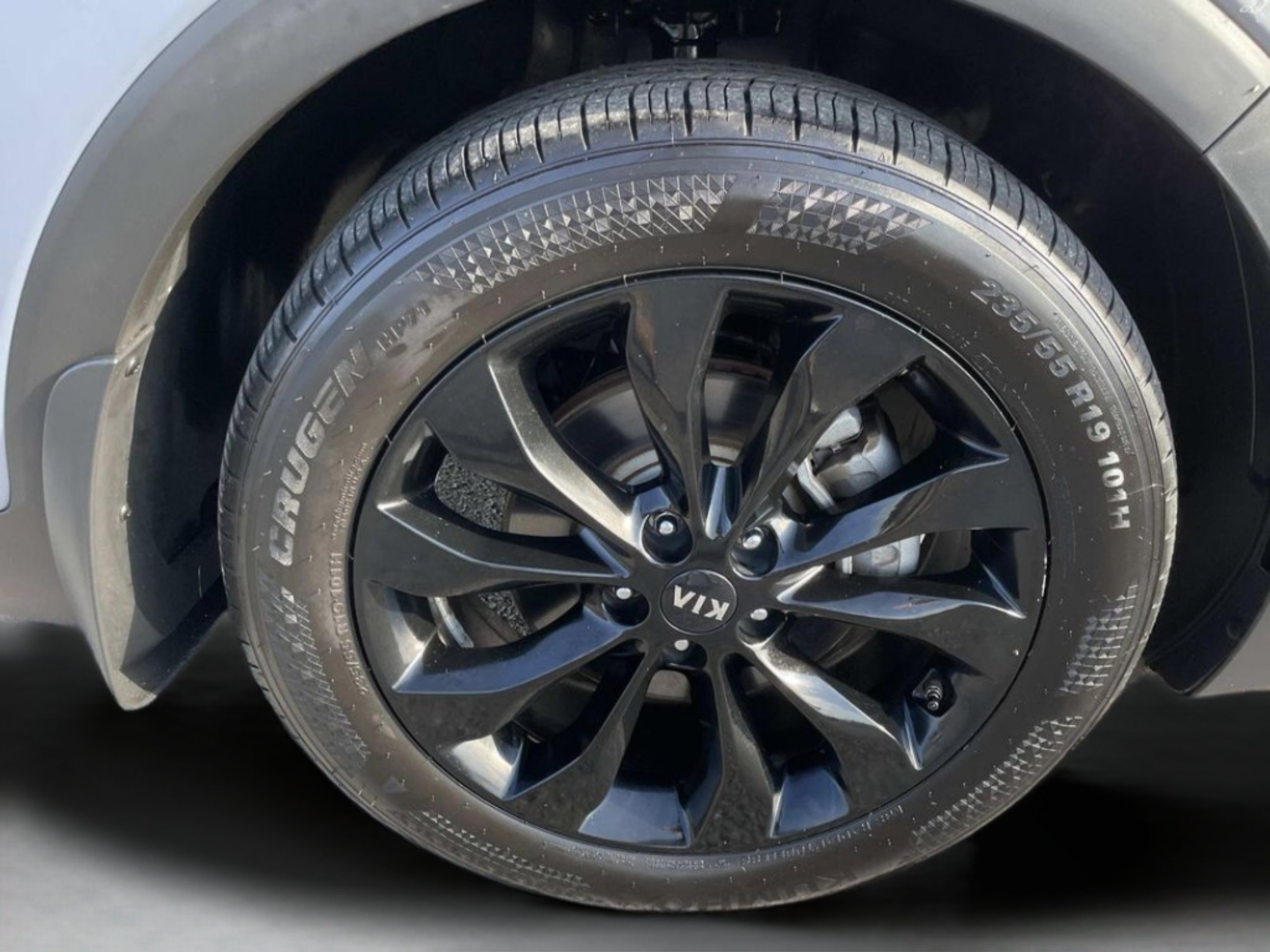 Used 2020 Silver Kia EX image 31